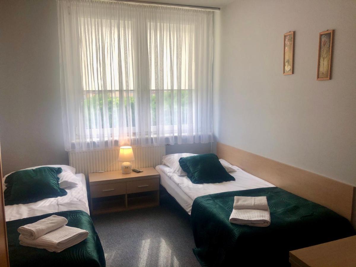 Sosnowe Zacisze Hotel Kleosin Eksteriør billede