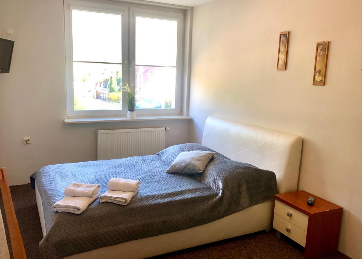 Sosnowe Zacisze Hotel Kleosin Eksteriør billede