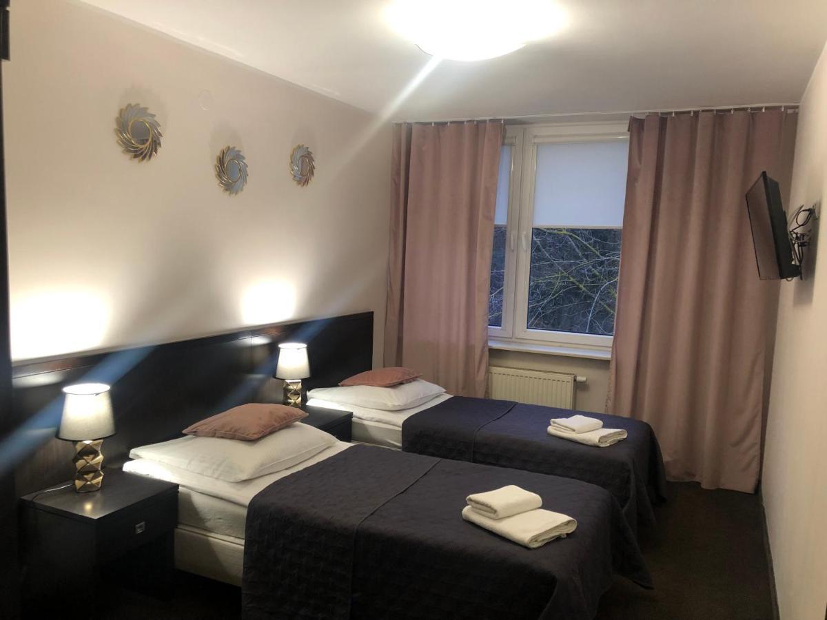 Sosnowe Zacisze Hotel Kleosin Eksteriør billede