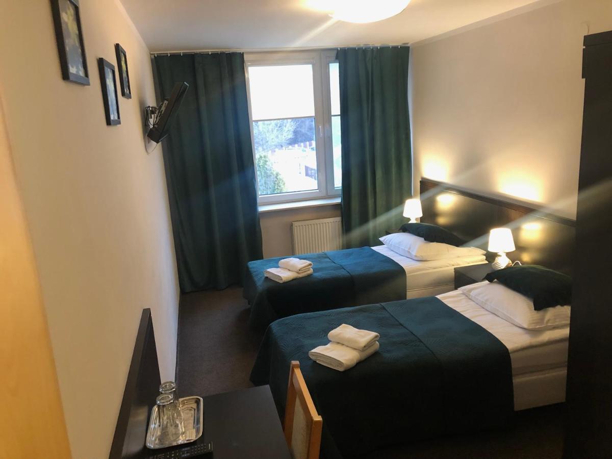 Sosnowe Zacisze Hotel Kleosin Eksteriør billede